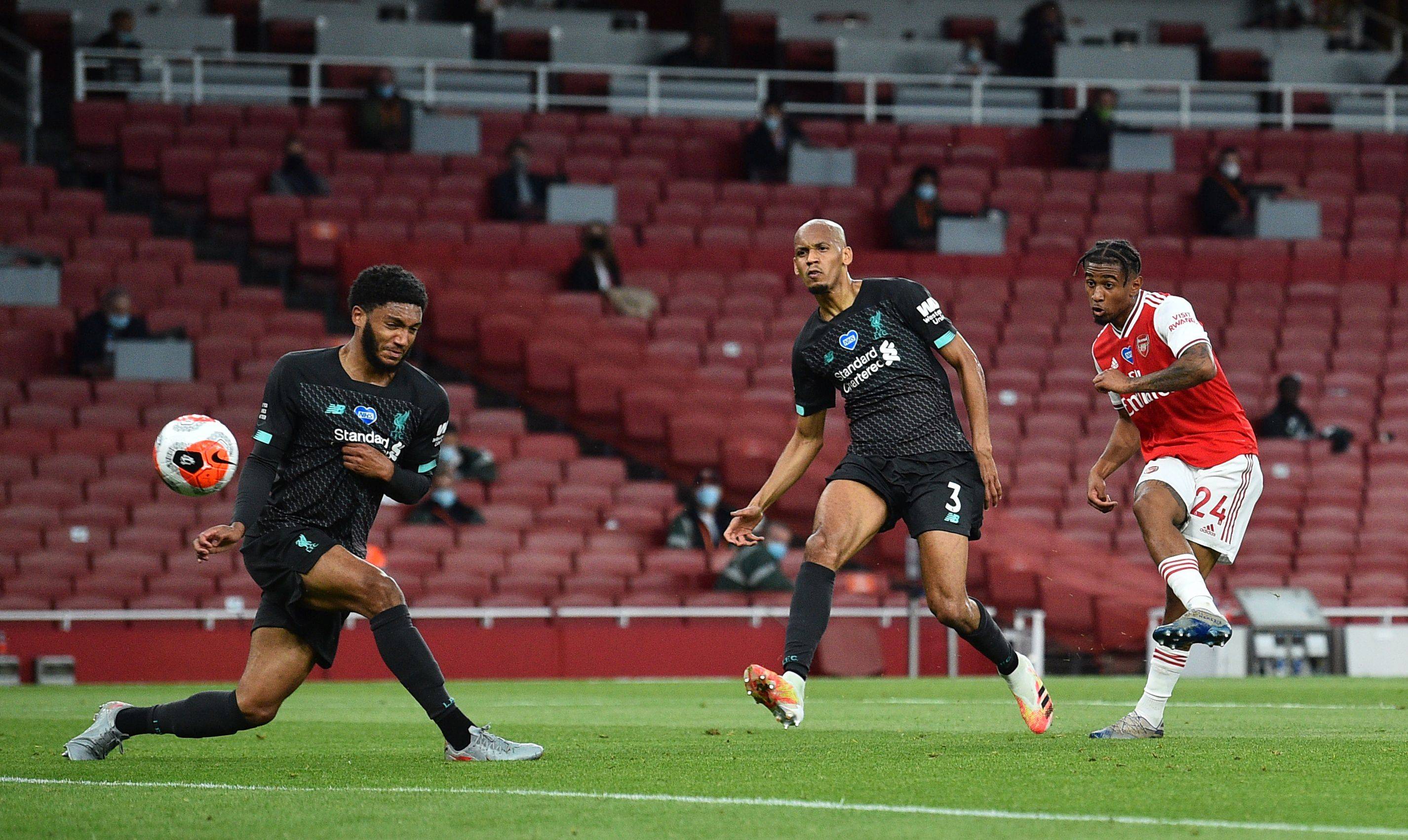 在表面上显 在表面上显